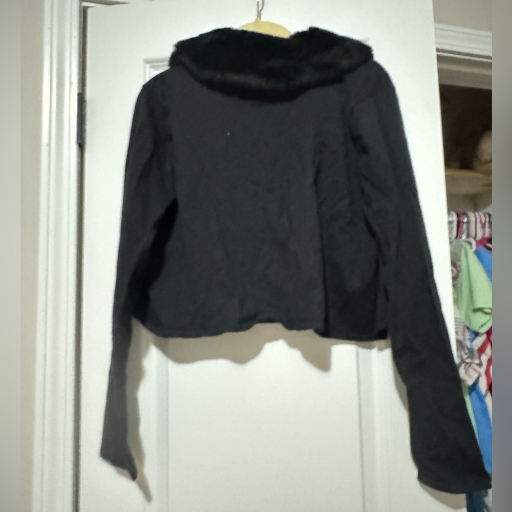 Y2K Tiara Black Crop Tie Front Cardigan with Faux Fur Collar Large - Picture 3 of 3